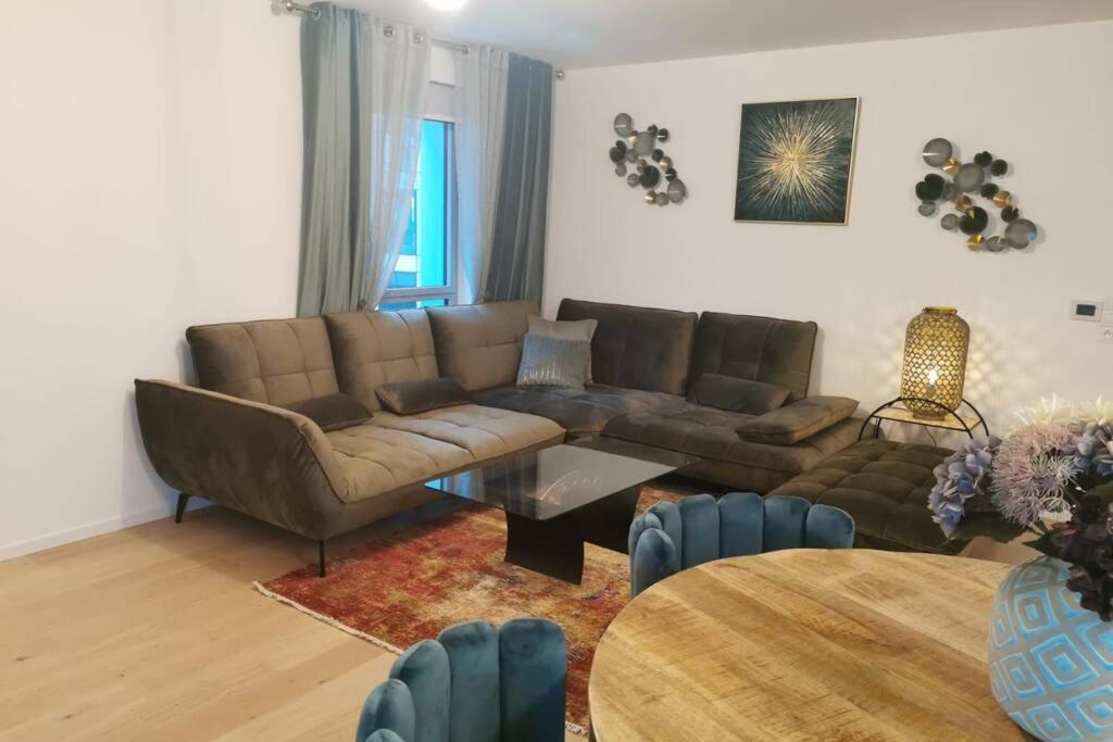 Magnifique F3, 75M² Avec Parking Prive Et Terrasse Apartment Strasbourg Bagian luar foto