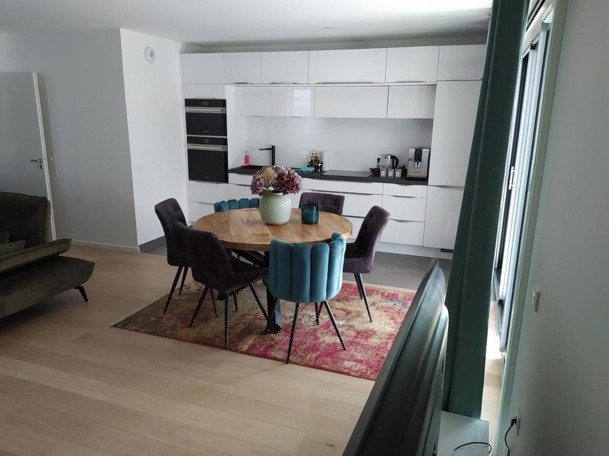 Magnifique F3, 75M² Avec Parking Prive Et Terrasse Apartment Strasbourg Bagian luar foto